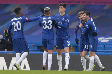 巩晓彬正式进入中国篮球名人堂 辉煌球员生涯历历在目