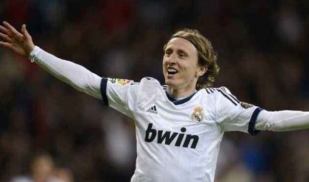 戴维传射，尤文图斯胜萨索洛，卡卢卢造乌龙，米雷蒂是球队希望！