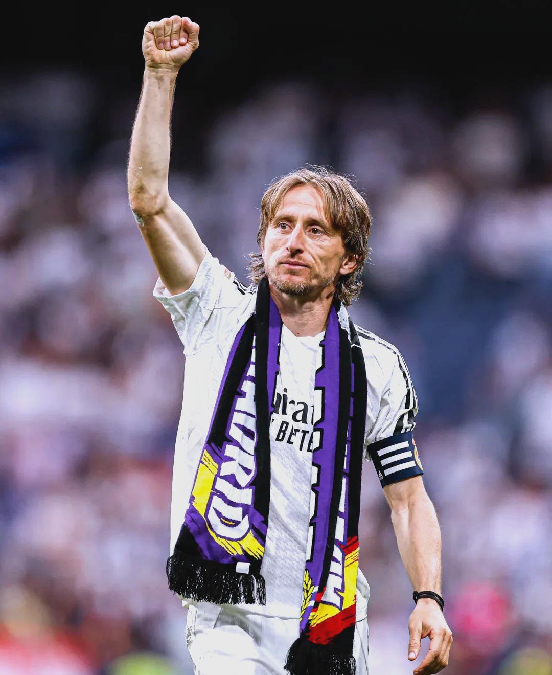 曼联有望以低价签下顶级中场球员，一月份的转会决定已经出炉