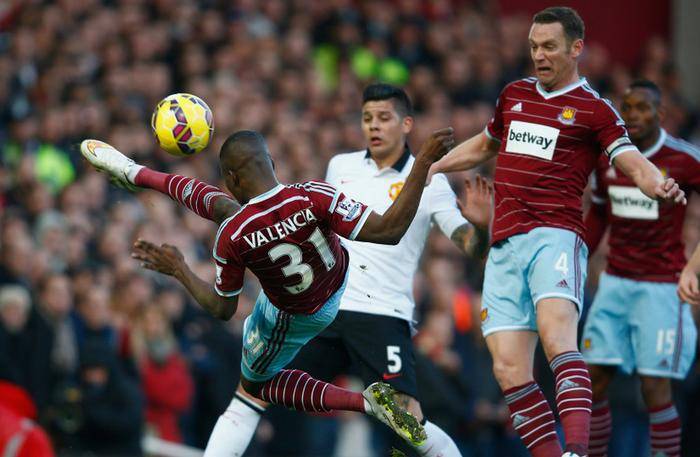 0-4！皇马没戏，巴萨降维打击，预定丢冠